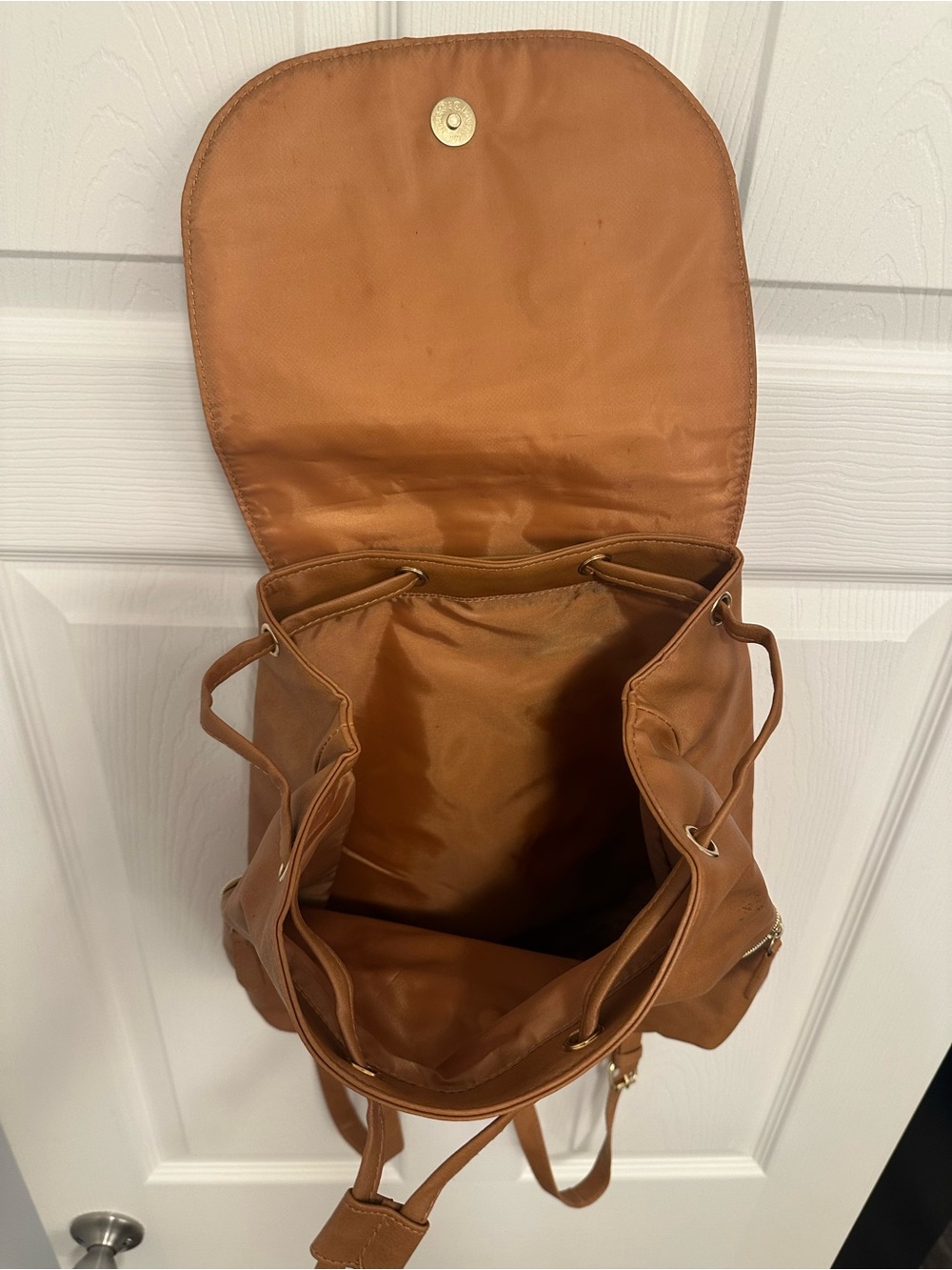 Back pack purse - Picture 2 of 3